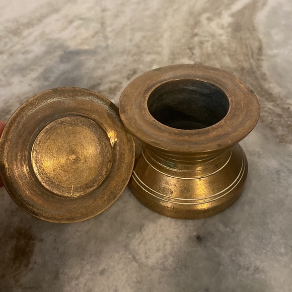 Antique vintage solid brass lidded inkwell stationery primative - Picture 2 of 8